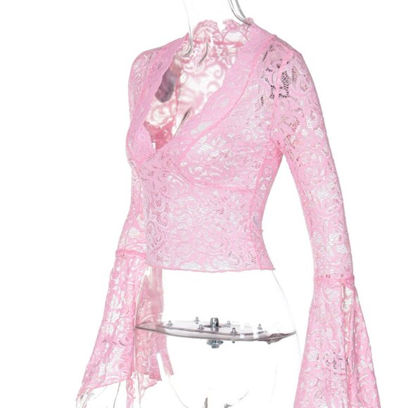 ๐ Dramatic Sheer Lace Bell Sleeve Top - Y2K Style! ๐ค - Picture 5 of 6